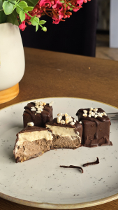 TIRAMISU LIGHT